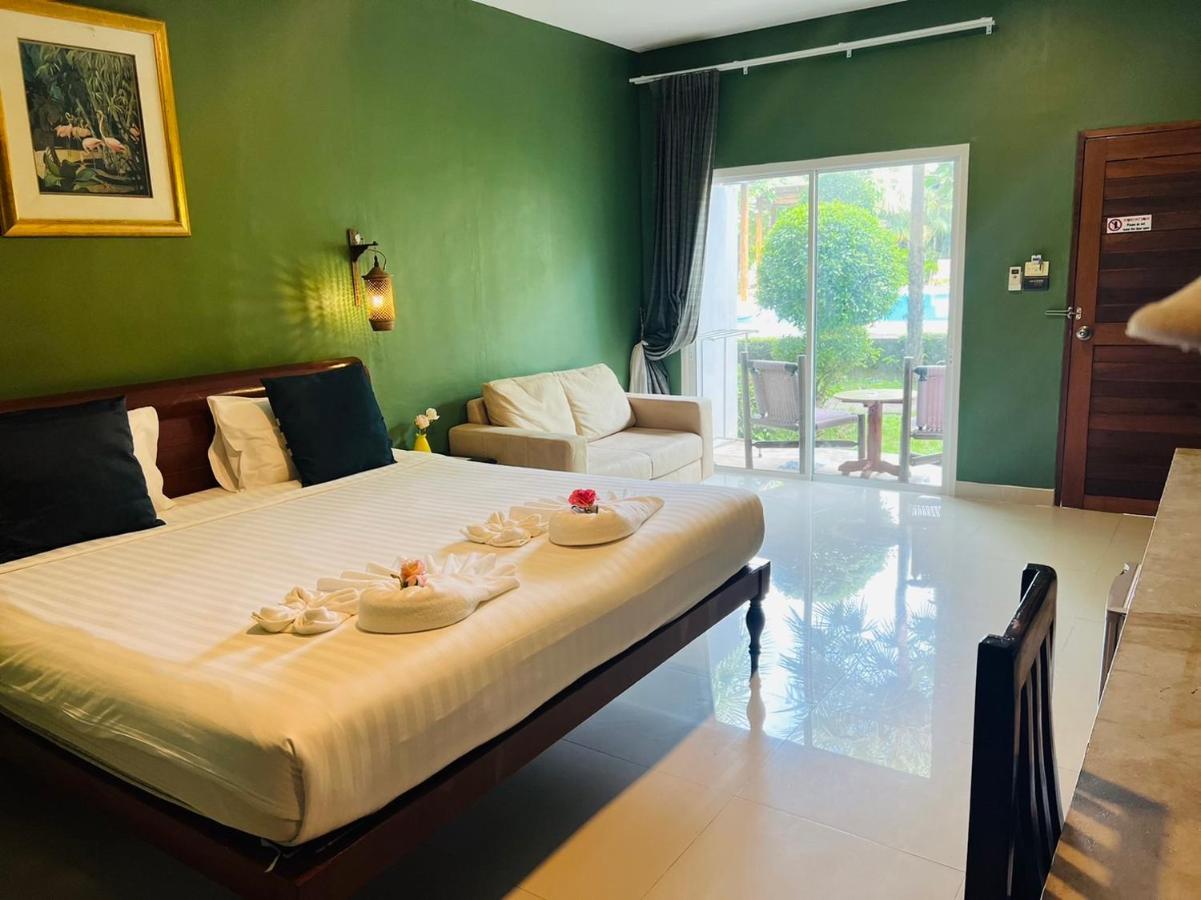 Bora Bora Villa Phuket Chalong Esterno foto