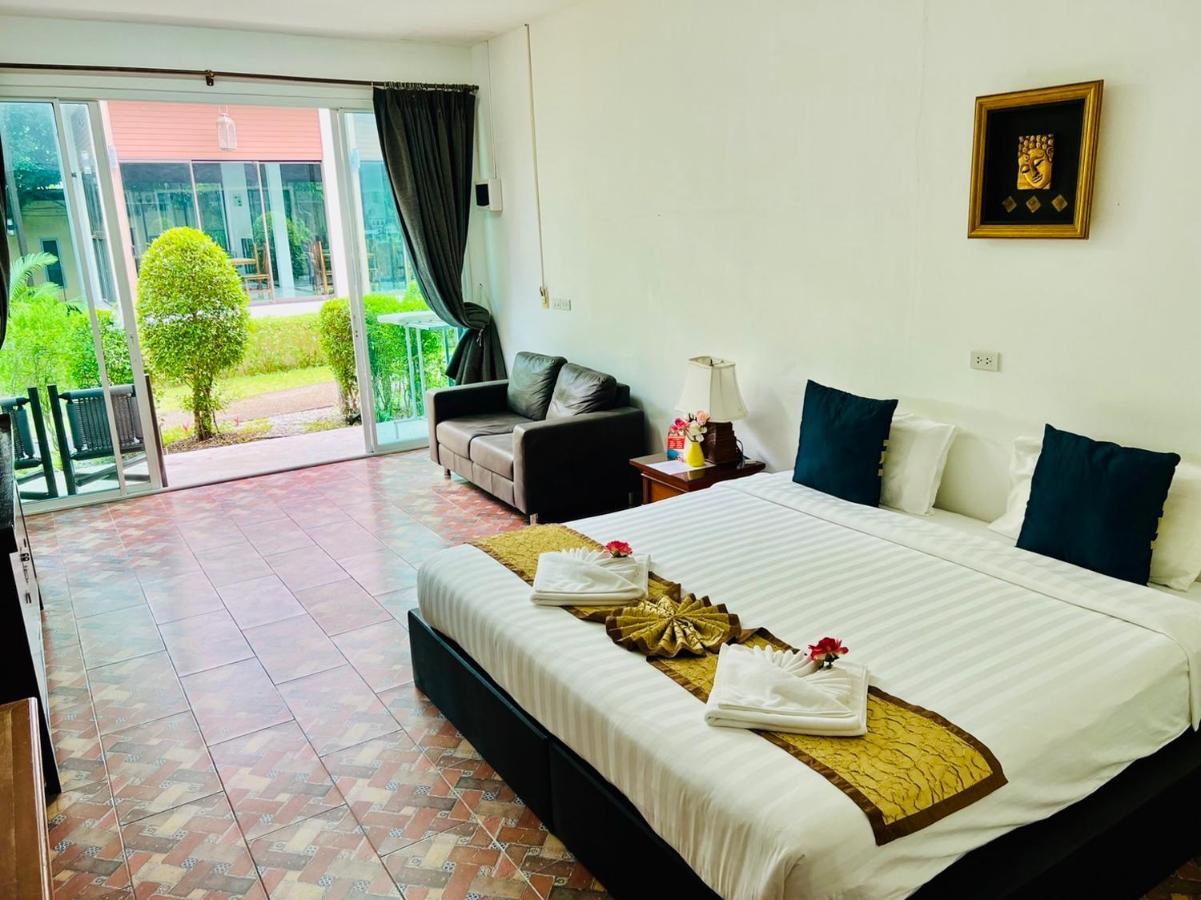 Bora Bora Villa Phuket Chalong Esterno foto
