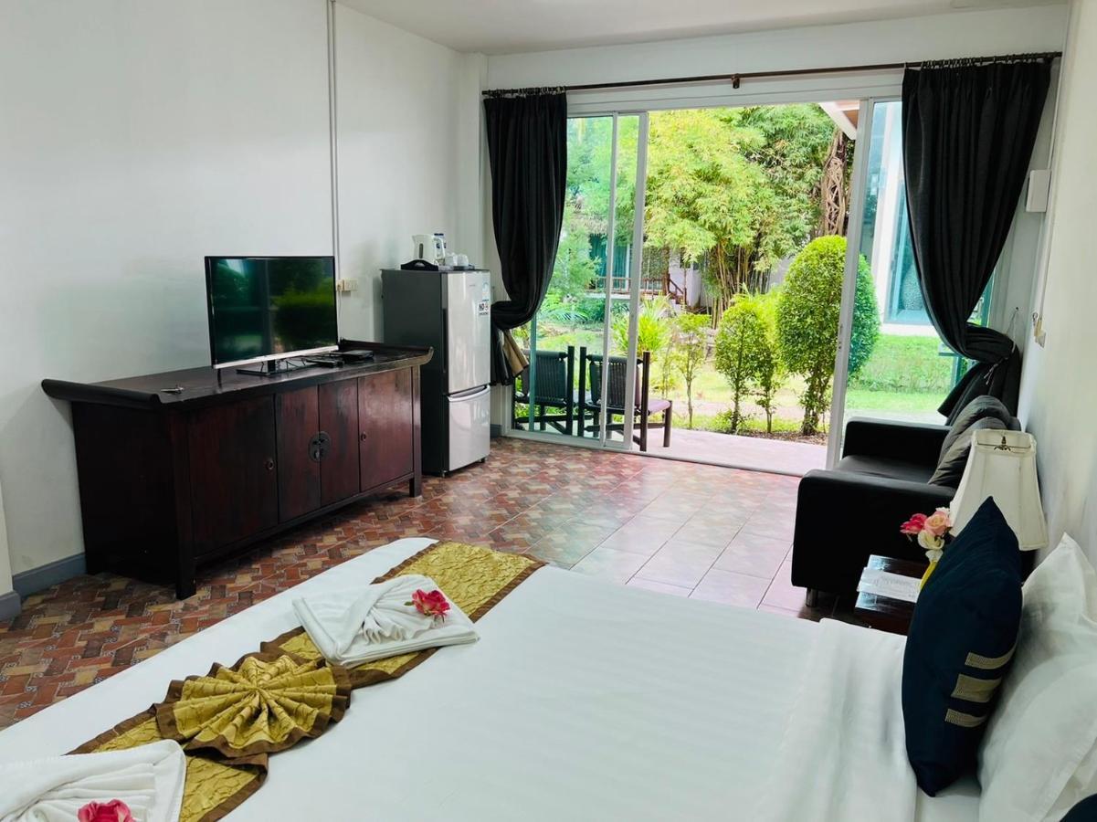 Bora Bora Villa Phuket Chalong Esterno foto